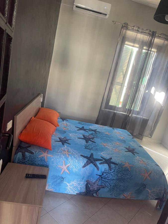 Casa Via Cialdi Apartment ชิวิตาเวกเกีย ภายนอก รูปภาพ